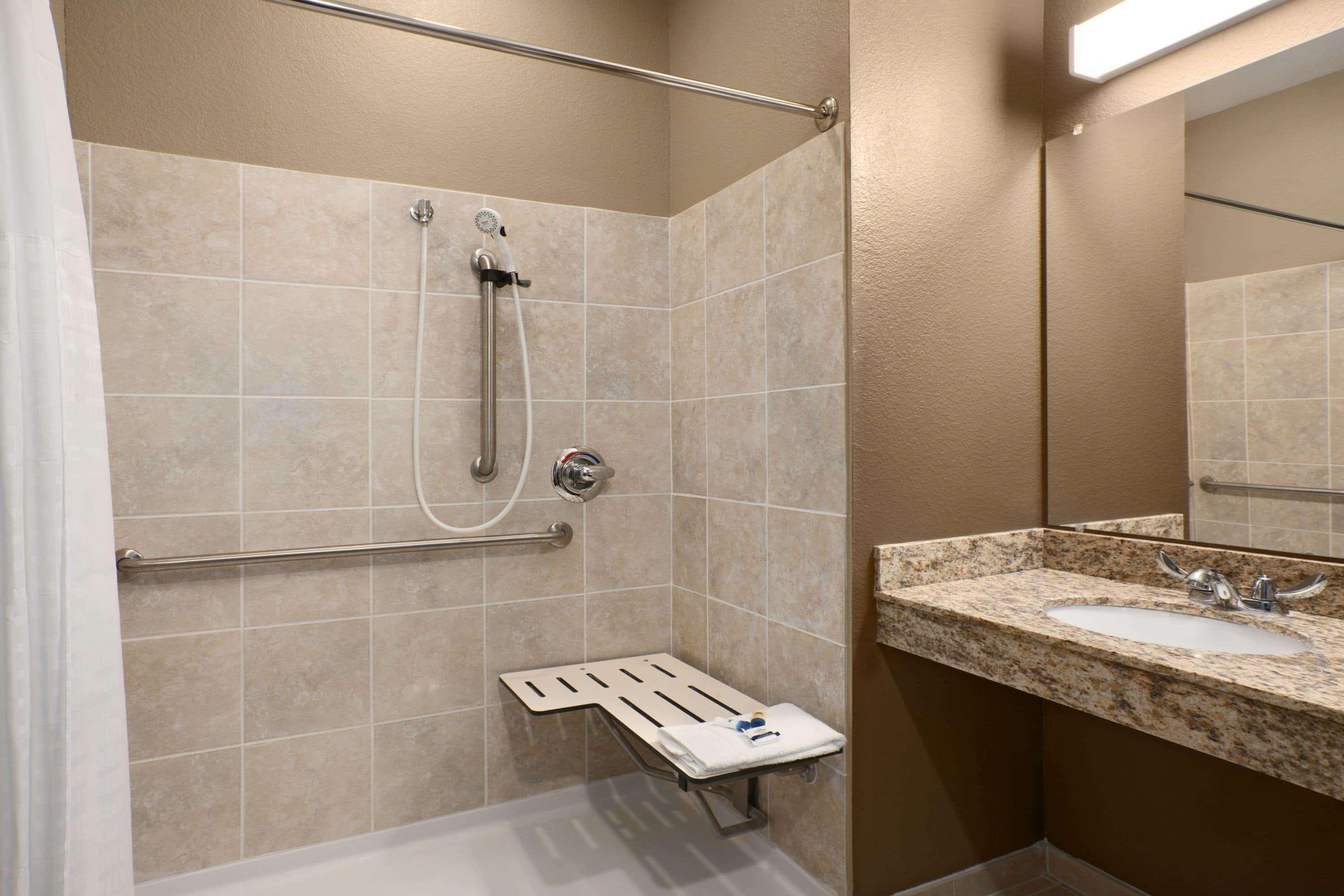 Microtel Inn & Suites Плезантон Екстер'єр фото